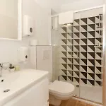 And Stone House Apartman *