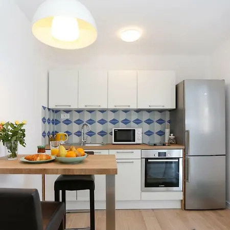 And Stone House Daire *